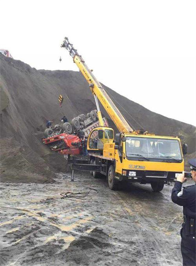 洪泽上犹道路救援